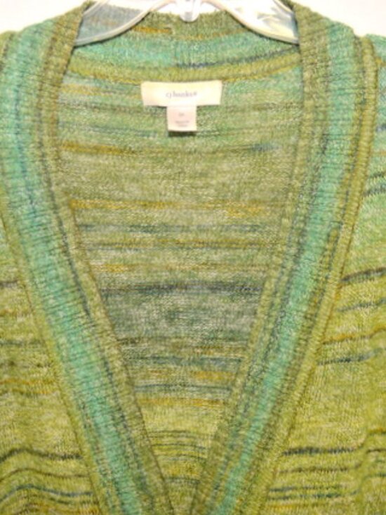 CJ Banks Women’s Green 3/4 Sleeve Deep V Neck Sweater - Picture 3 of 5